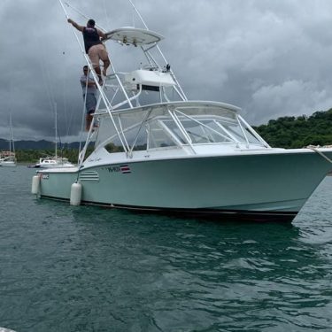 Fishing Boat leaving the Flamingo marina for a Guanacaste Fishing Charter